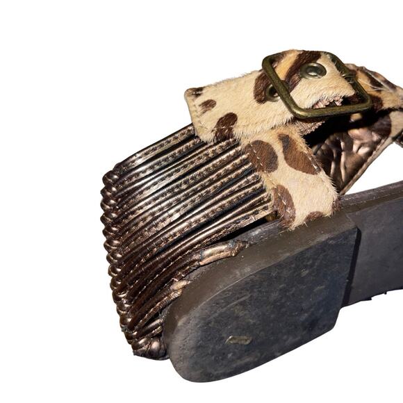 Steve Madden Cheetah Print T-Strap Thong Sandals Size 6.5 Vacation Resort - Picture 5 of 6